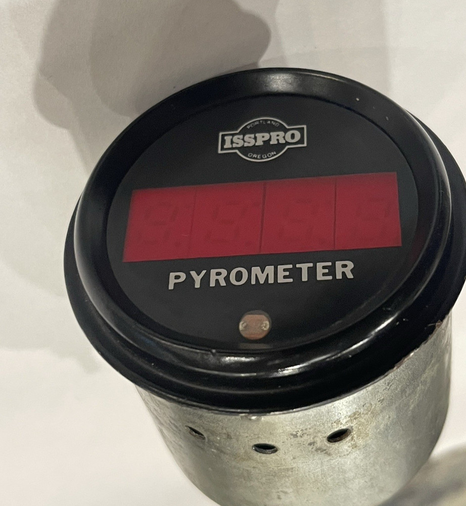 ISSPRO Digital Pyrometer Model R630A