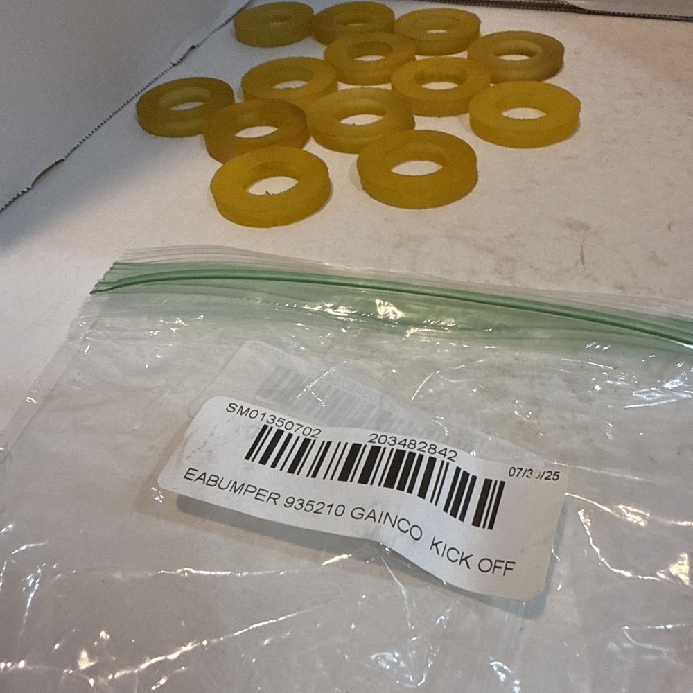 replacement bumpers 935210 Gainco 13 count NOS