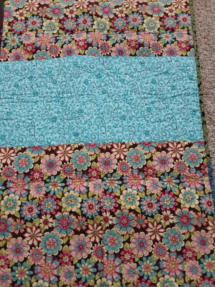scrappy tumbler table runner