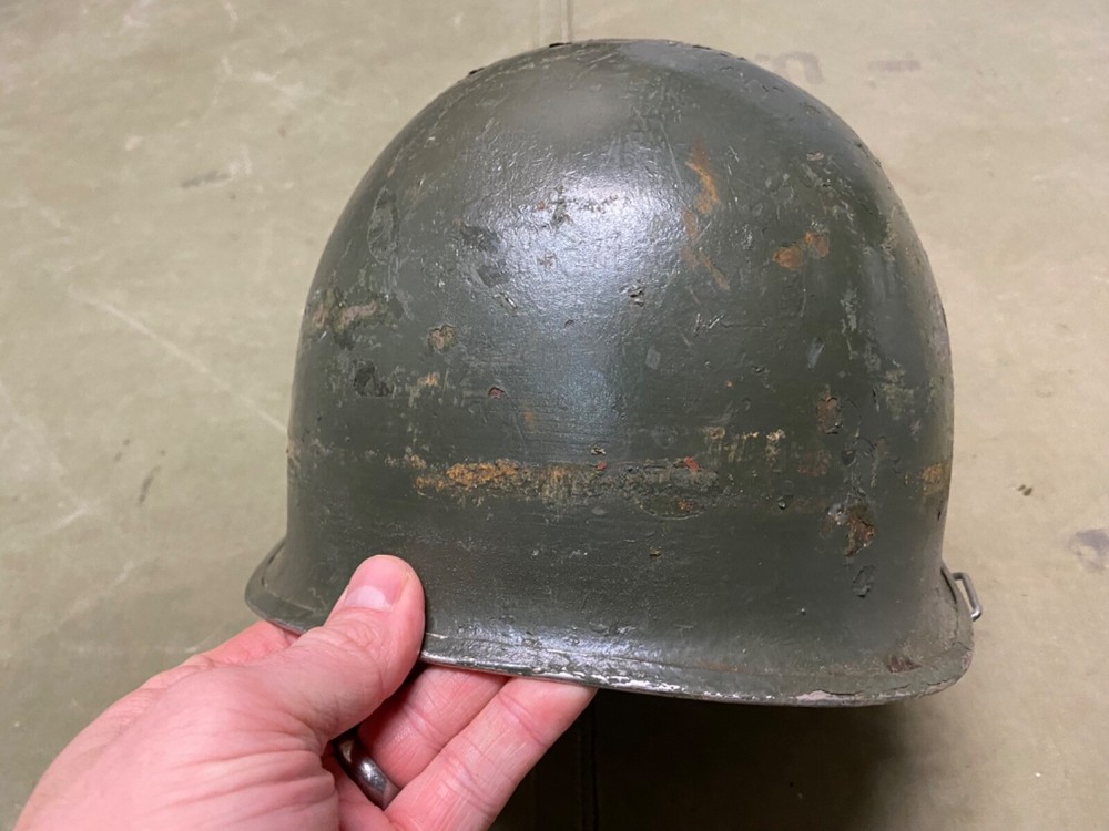 ORIGINAL WWII US ARMY M1 HELMET SHELL, FRONT SEAM