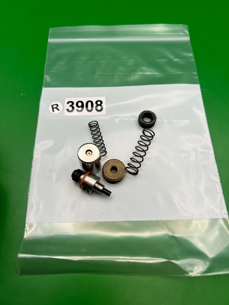 Autococker Lower Internals