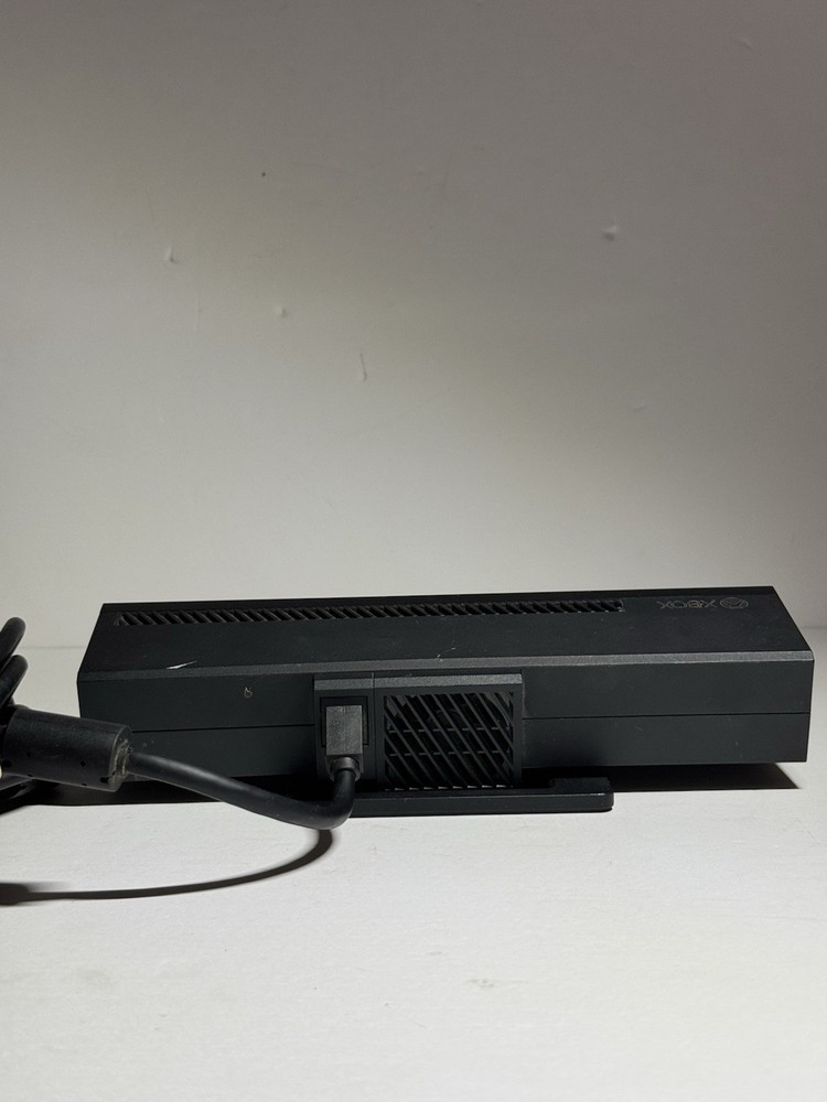 Microsoft Xbox One Kinect Wired Motion Sensor Model 1520