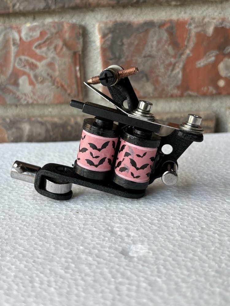 Custom Black And Pink tattoo coil machine