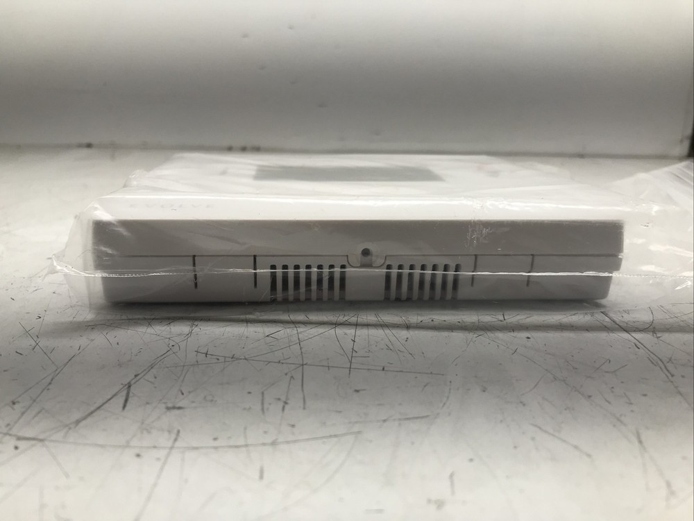 Evolve T100R Z-wave Smart Thermostat