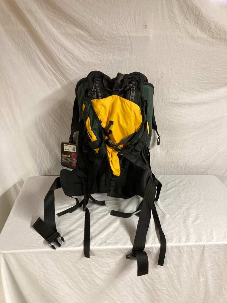 Eureka Soveriegn II internal frame back pack **NEW**