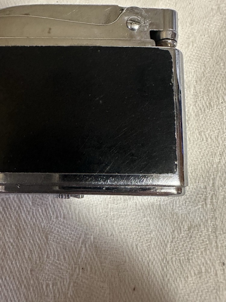 Vintage Ronson Adonis Lighter Flowers Sparks