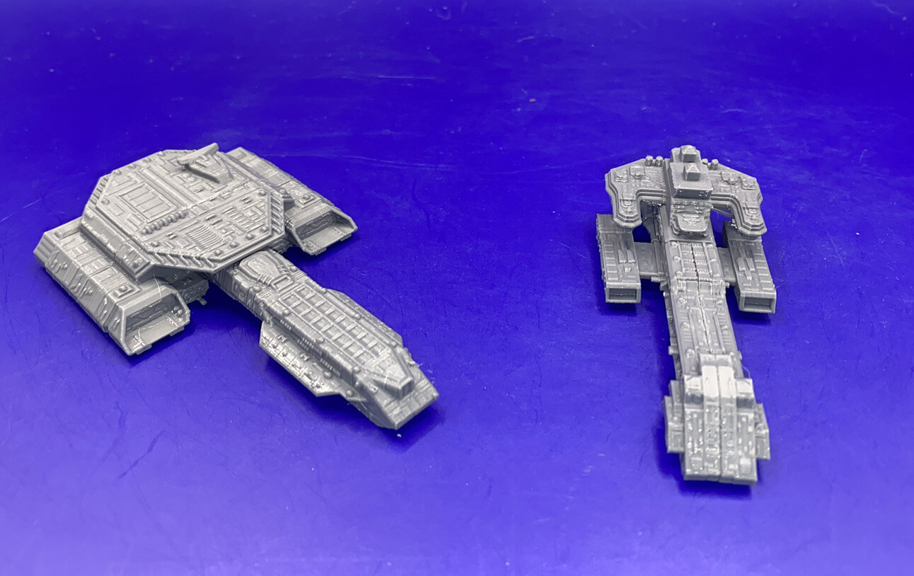 Stargate SG1 Compatible - Tau'ri (Earth) X-303 & X-304 Daedalus Battlecruiser
