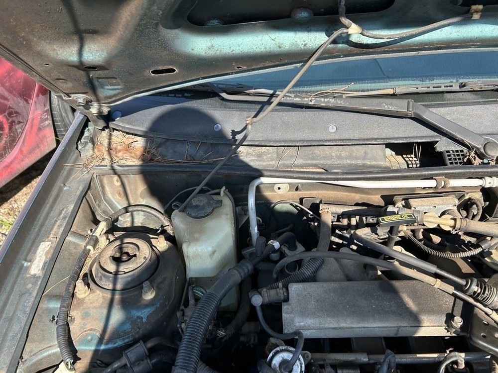 Engine ECM Electronic Control Module Below Center Dash Fits 97 99 ESCORT