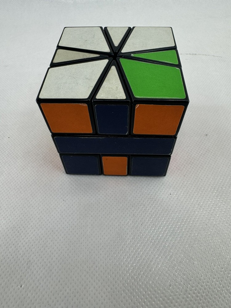 Rare Vintage Rubik's Cube Square-1 Puzzle Crazy Shape