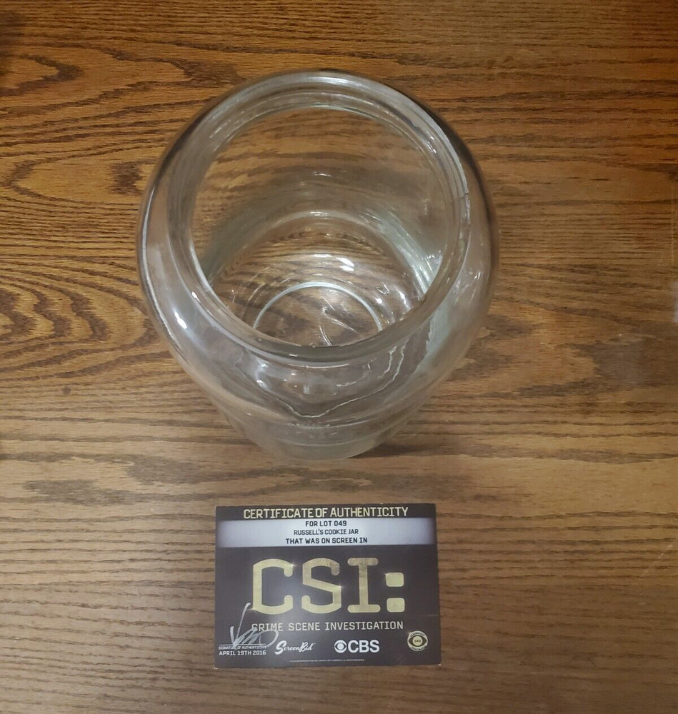 CSI SCREEN-USED TV SHOW PROP INCLUDE COA! RUSSELL'S COOKIE JAR