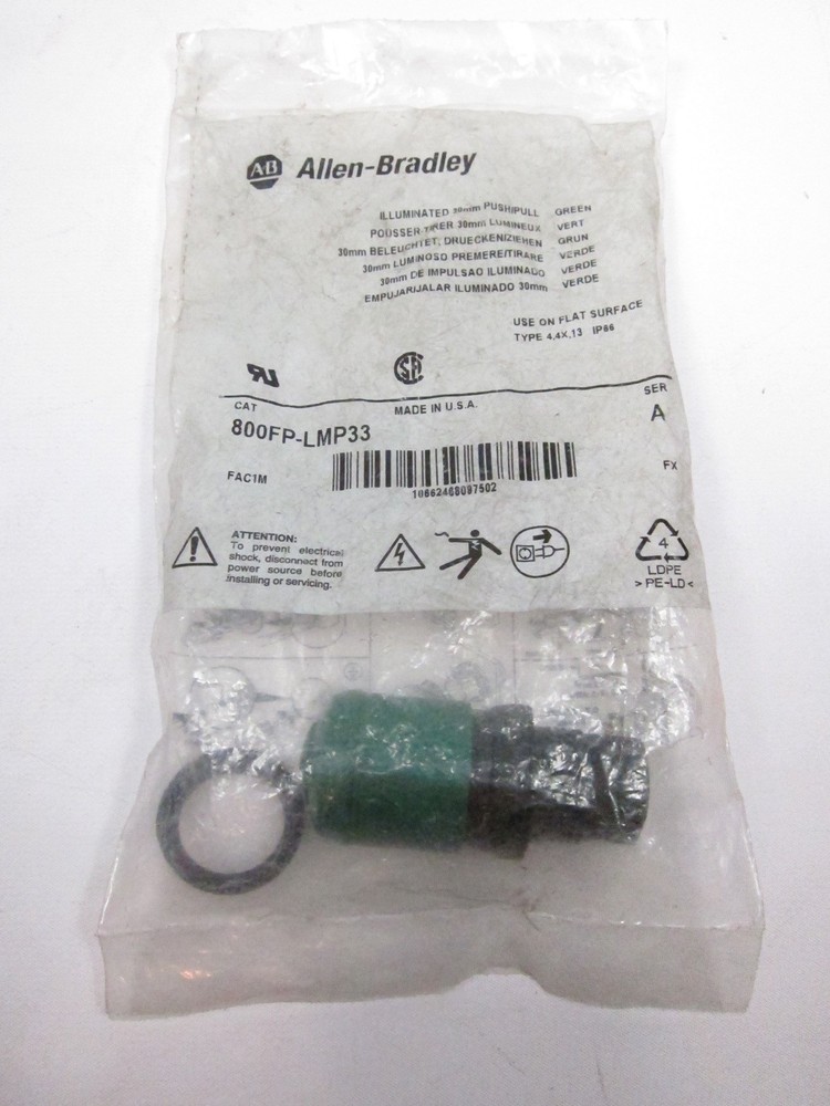 New Sealed Allen Bradley 800FP-LMP33 Illuminated Green Push Pull Button