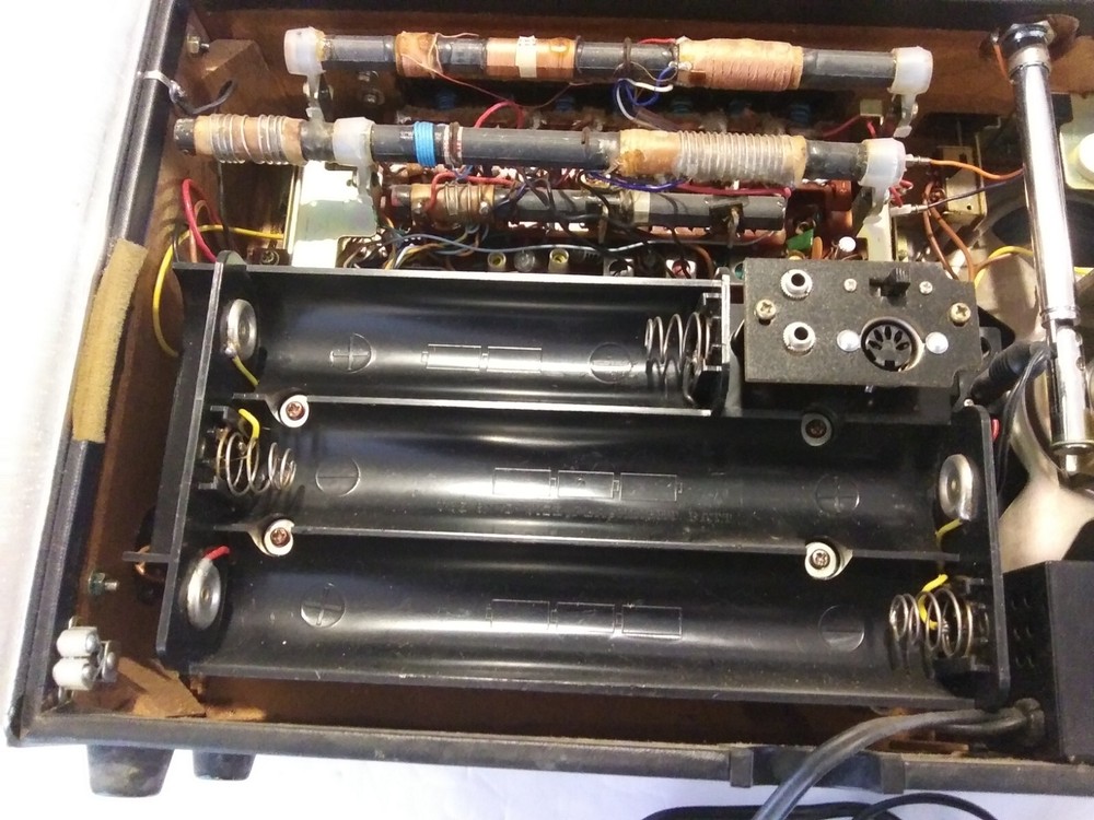 1968 Sanyo transworld model 18H-815
