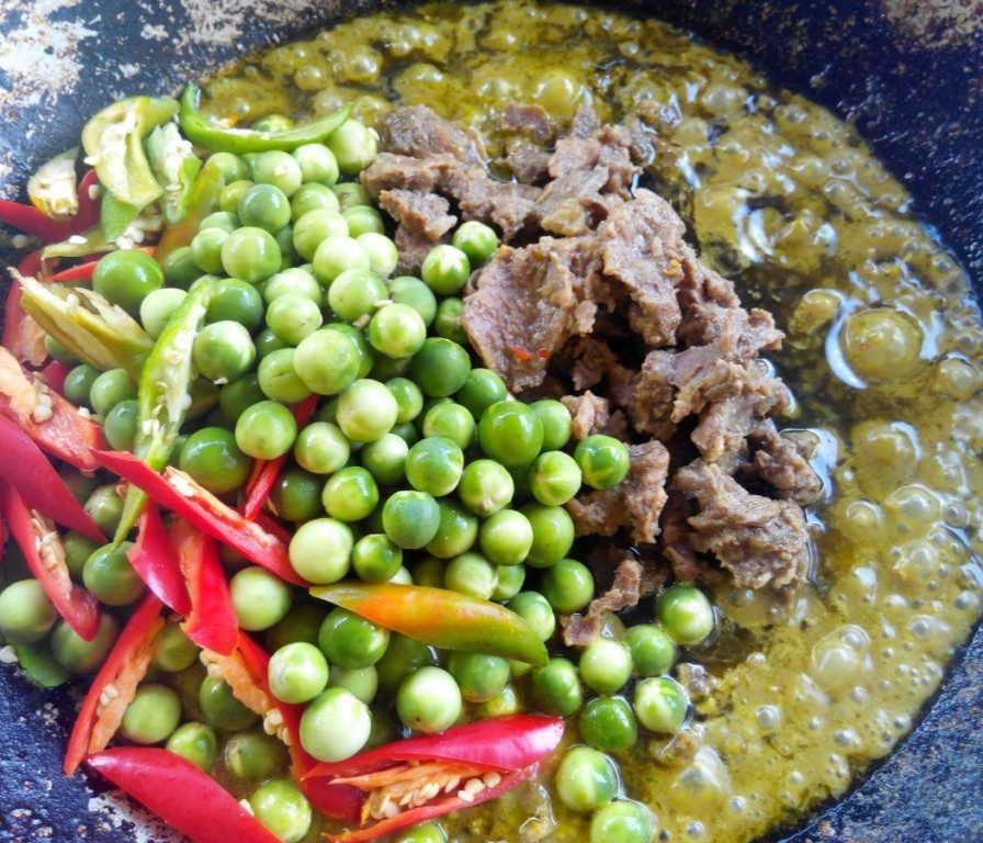 Authentic Thai Pea Eggplant (20 Seeds)