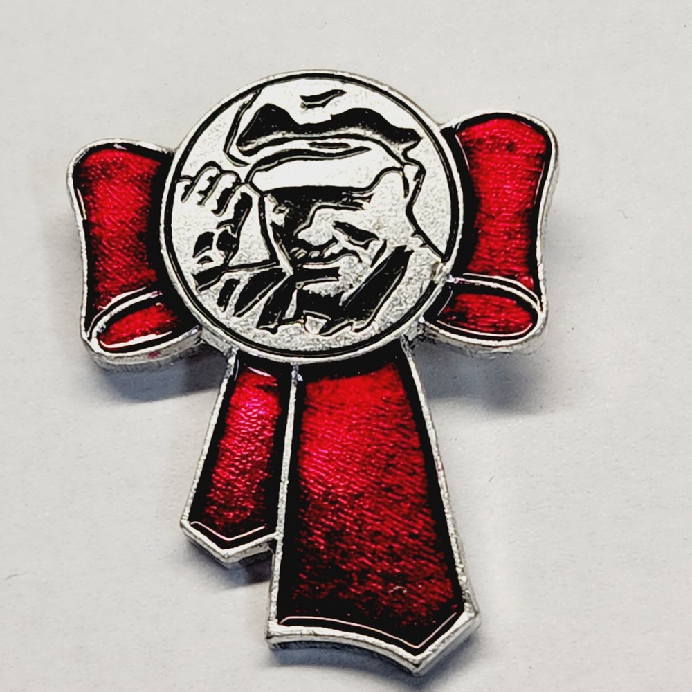 Vintage Russian Pin. B23.