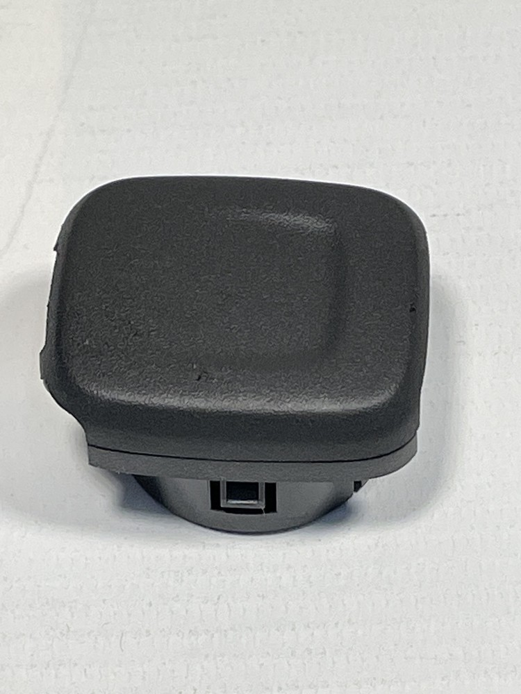 GM OEM RETAINER 13549530