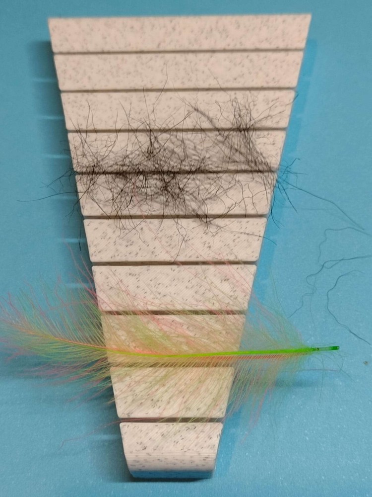 Fly Tying Feather Folder - CDC Feathers Block