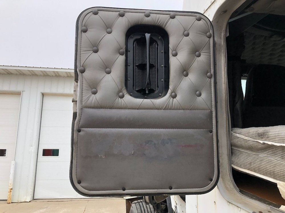 Kenworth T800 Left/Driver Sleeper Door - Used