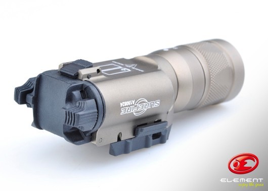Element X300V VAMPIRE LED TACTICAL LIGHT(Strobe version) (DE) EX381-DE