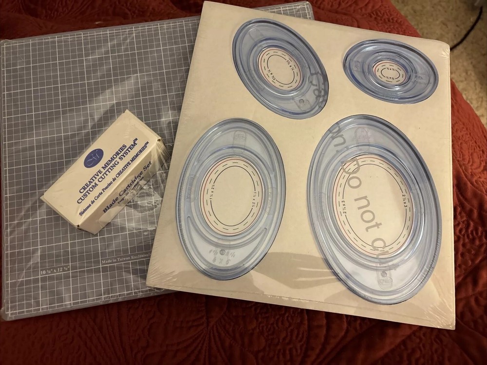 Creative Memories Custom Cutting System 3 Blade Cartridges & Mat + Oval Patterns