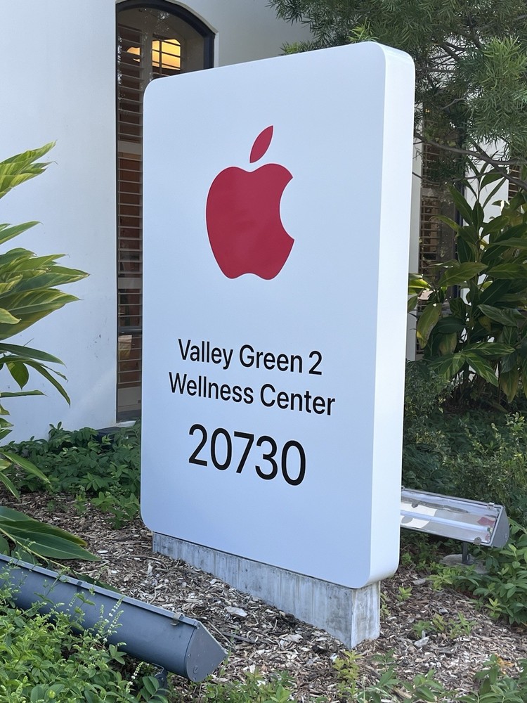 Apple logo WWDC 2008 T-SHIRT Black Medium Employee Siri Macintosh Coder iPhone M