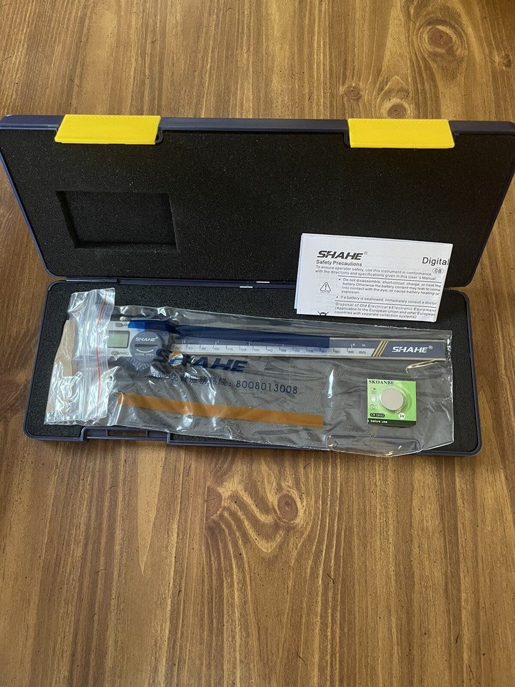 Electronic Digital Caliper Gauge Micrometer With  LCD Screen / 8 Inch /200mm
