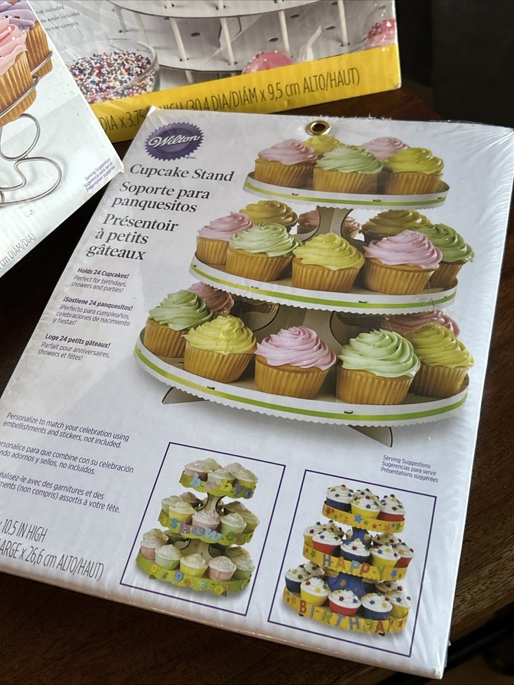 Wilton Cupcake/Cake Pops Party Stands NEW