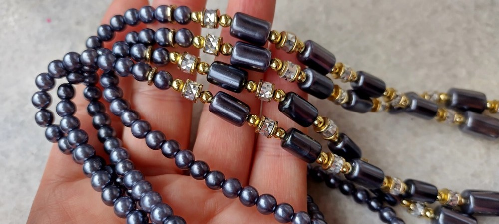 Vintage plastic necklace