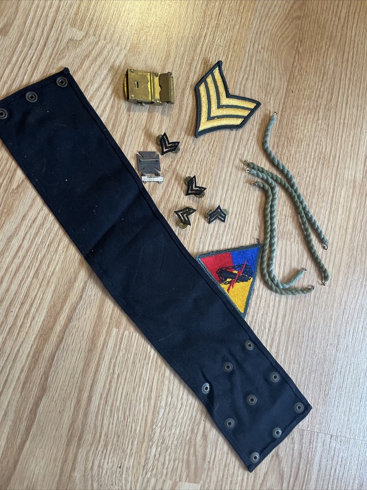 military patches pins