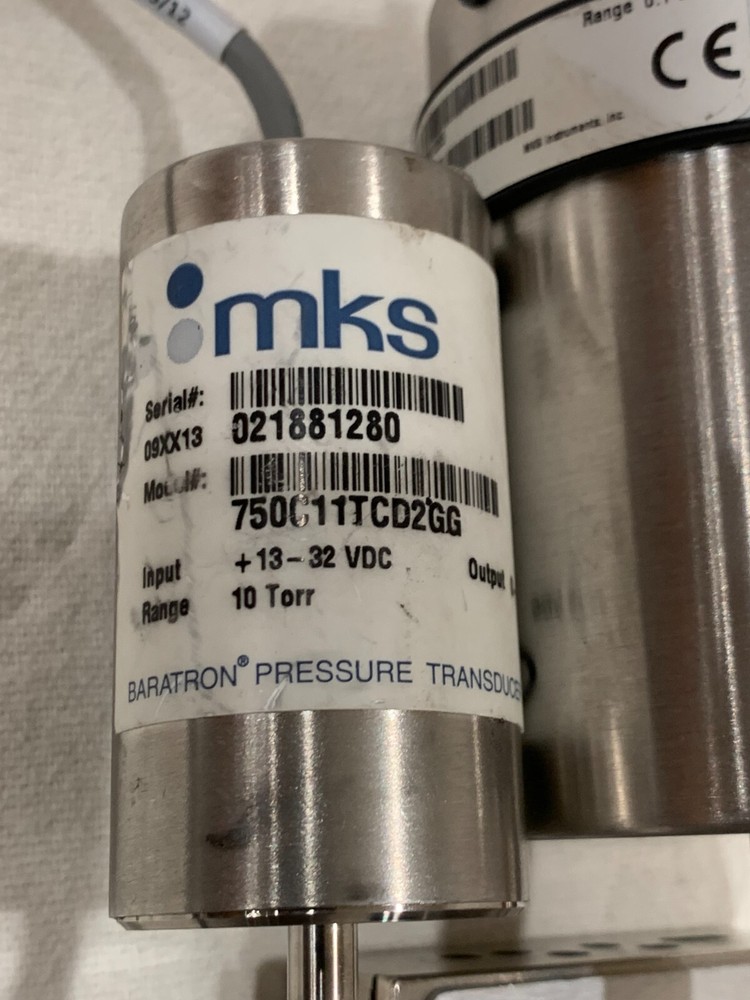 MKS Baratron Capacitance Manometer CV7627D-05 Baratron Isolation System