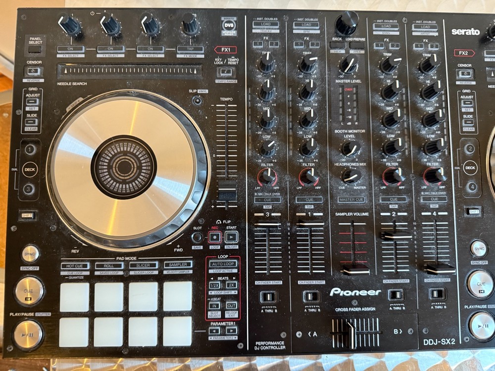Pioneer DDJ-SX Digital DJ Controller black