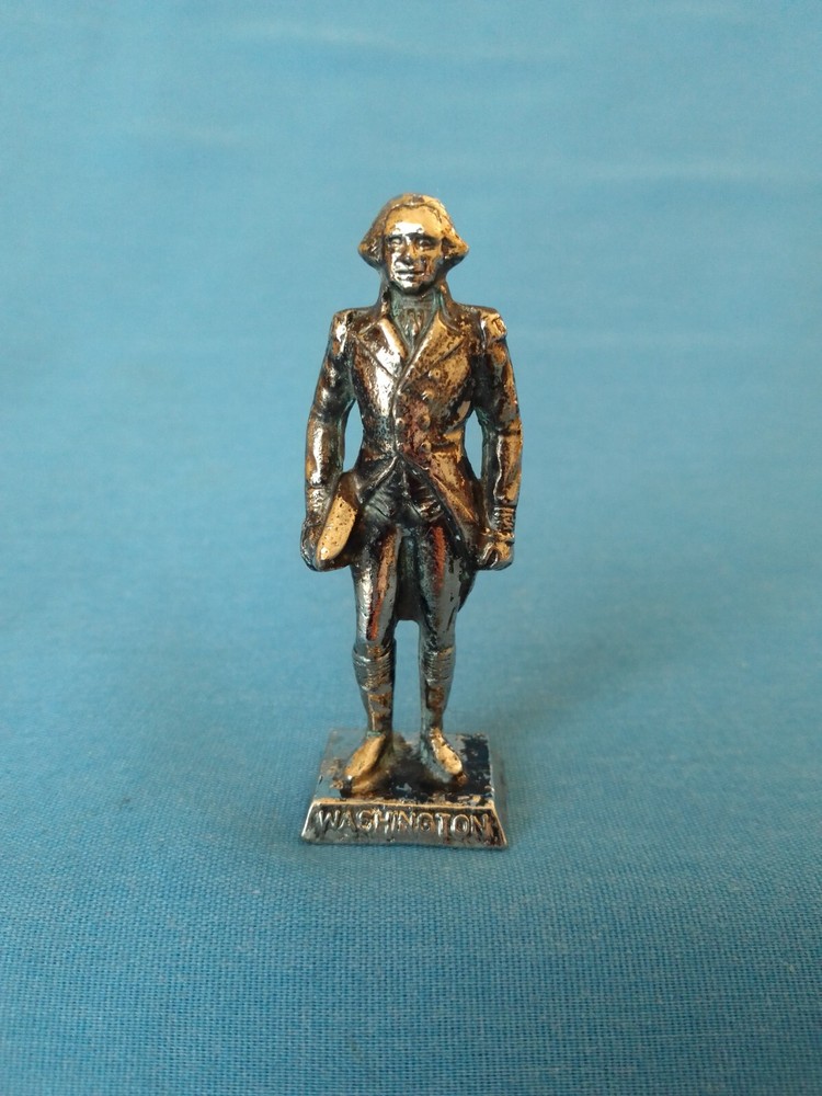 Sculpture. President Washington. Figurine.
