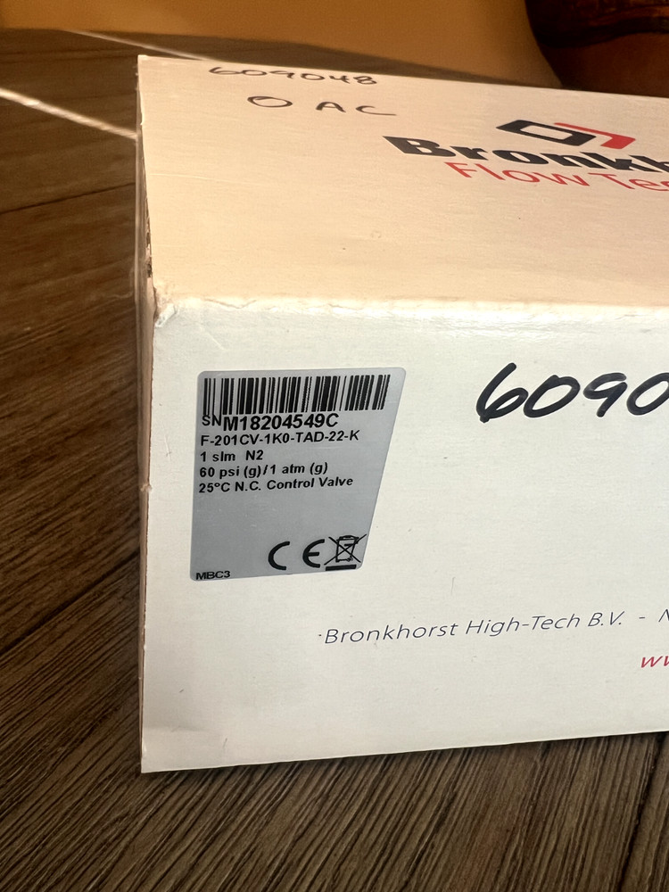 Bronkhorst Mass Flow Controller - 1 slm - Kalrez seals