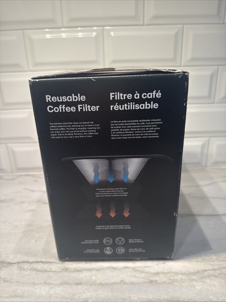 Bodum Pour Over Coffee Maker with Permanent Filter 8 cup 34 Oz NEW in Package