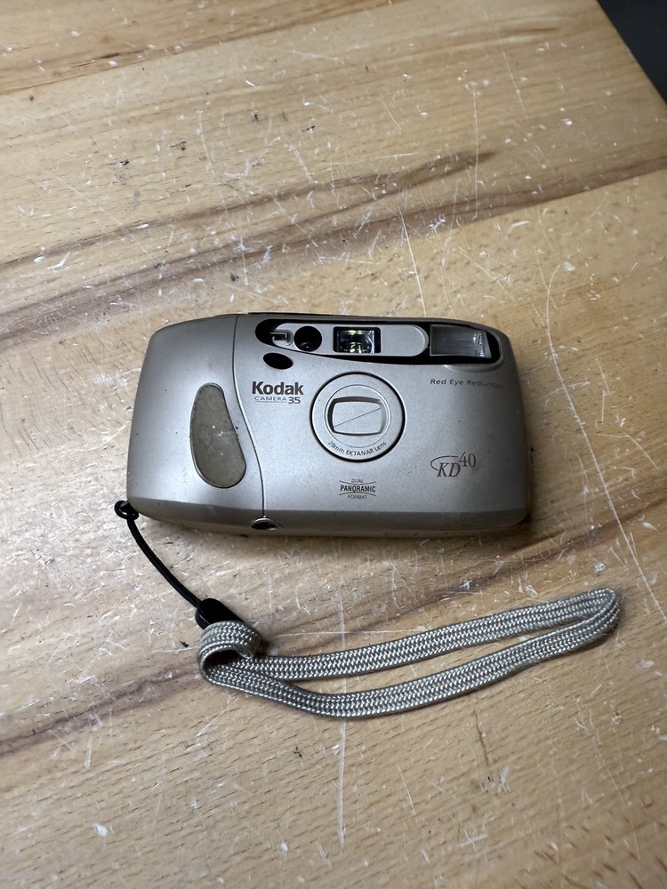 (B) Kodak Camera 35 KD40