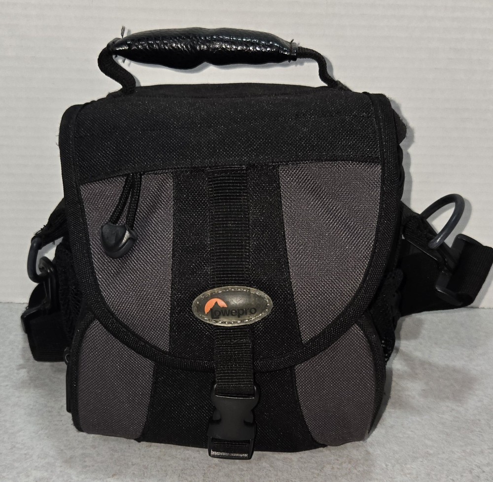 Lowepro EX 120 Camera Bag Black READ