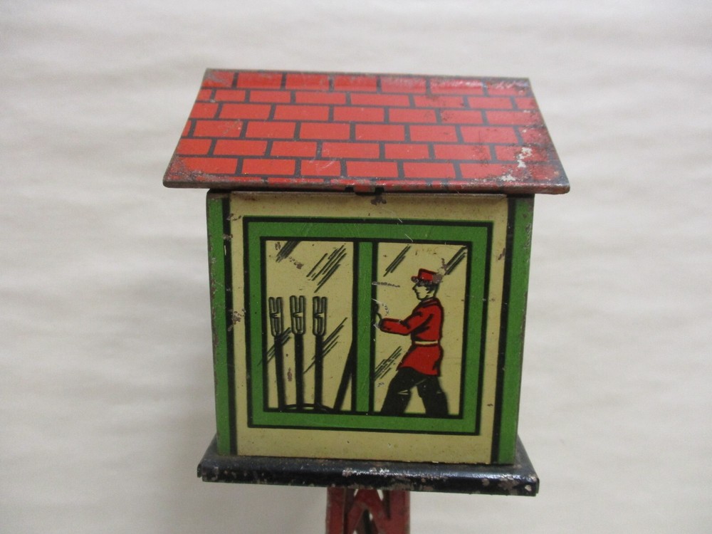 Vintage Marx #413 O Scale Lighted Switchman Yard Tower for Model Train Set