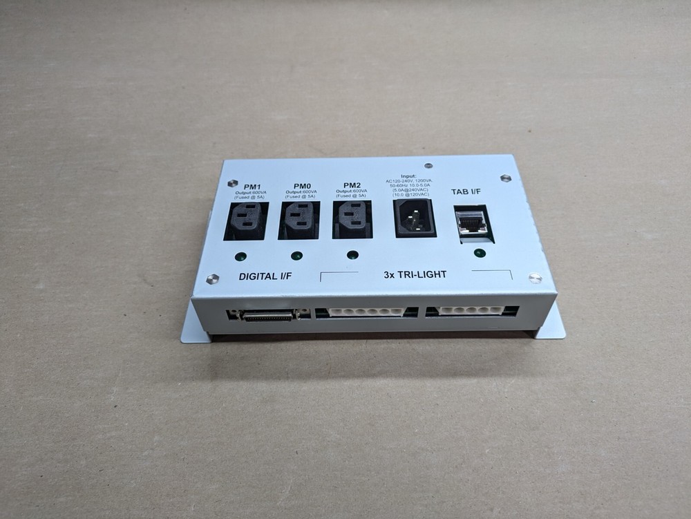 NEW - TAB/R3 Trilight Controller Box - 497-0450589