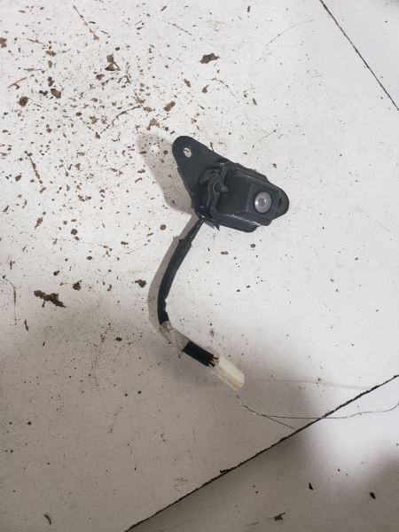 Camera/ Projector Decklid Mounted Fits 2006-2009 PRIUS OEM