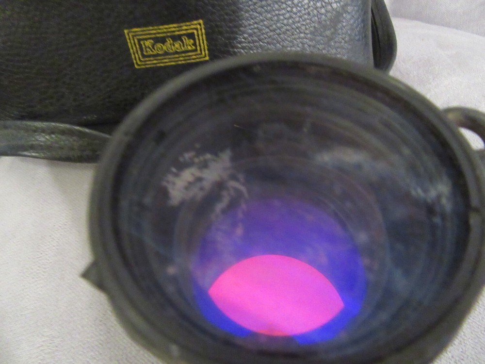Unknown Kodak (?) Lens Telescoping and Highly Iridescent (Glows)
