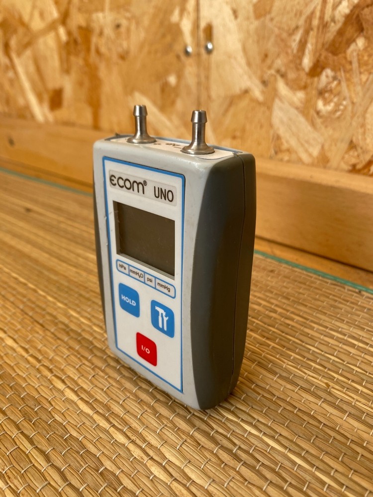 Ecom UNO Pressure Gauge