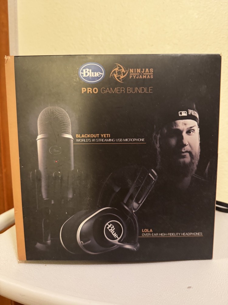 Blue Yeti and Lola Ninjas in Pyjamas Bundle