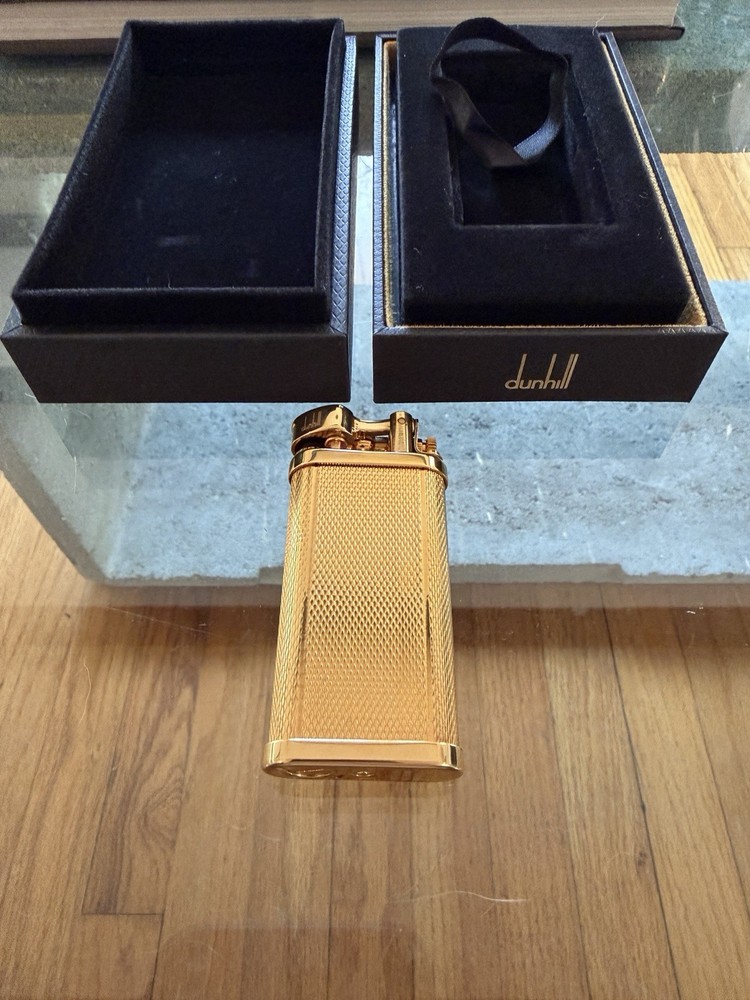 Dunhill Fine Line Lighter Gold Plated