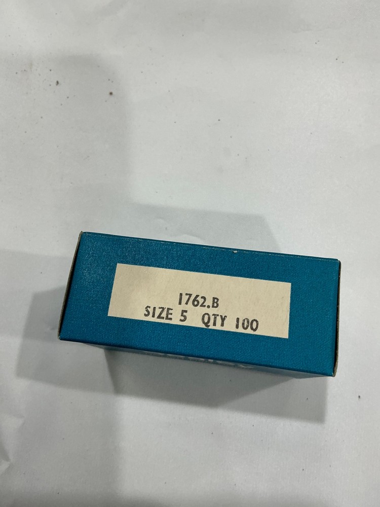 Vintage Edgar Sealey Sons Streamer Salmon hooks Redditch, Eng