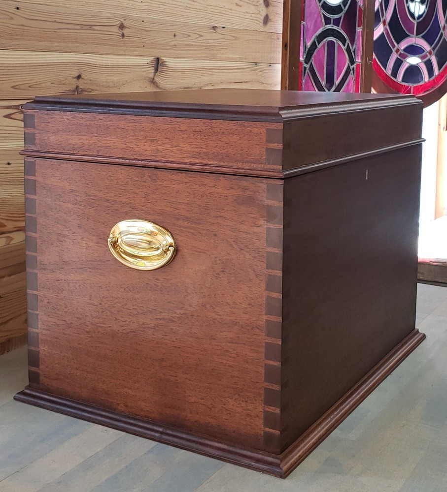 Custom Handcrafted Mahogany Wine Cellarette with Lock & Key