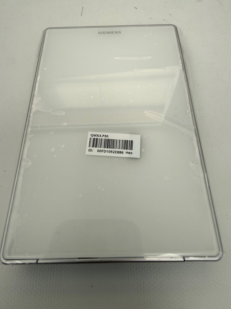 SIEMENS QMX3.P30 TEMPERATURE SENSOR ROOM UNIT WHITE NEW OPEN BOX