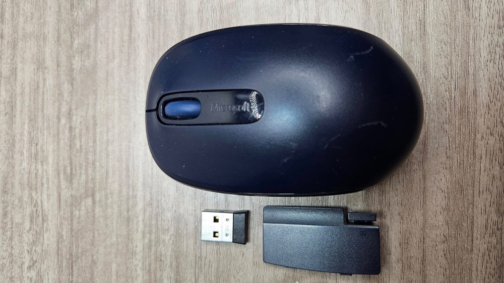 Microsoft Wireless Mobile 1850 Mouse T19