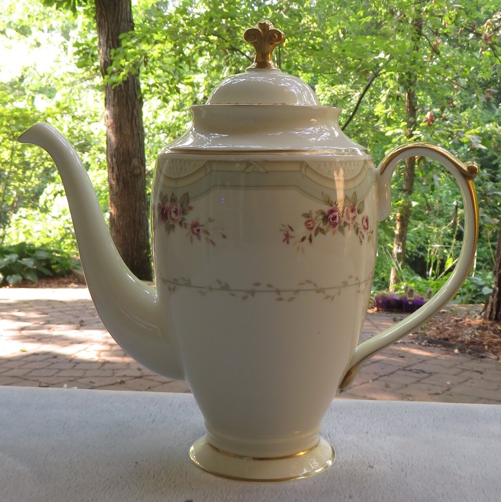 Pfaltzgraff Claridge Coffee Server Pot Pitcher