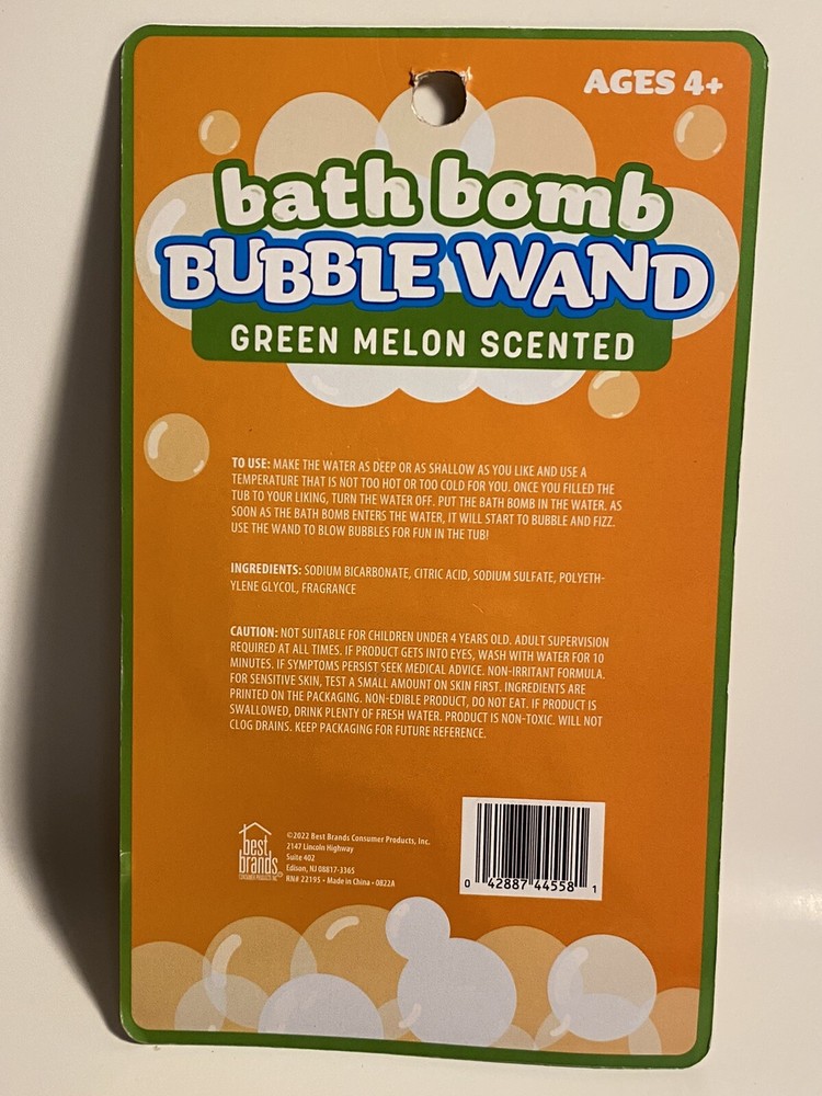 BATH BOMB BUBBLE WAND Green Melon Scented New in Package blows bubbles