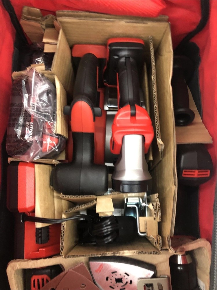 Milwaukee M18 18V 8pc-Tool Cordless Combo Kit