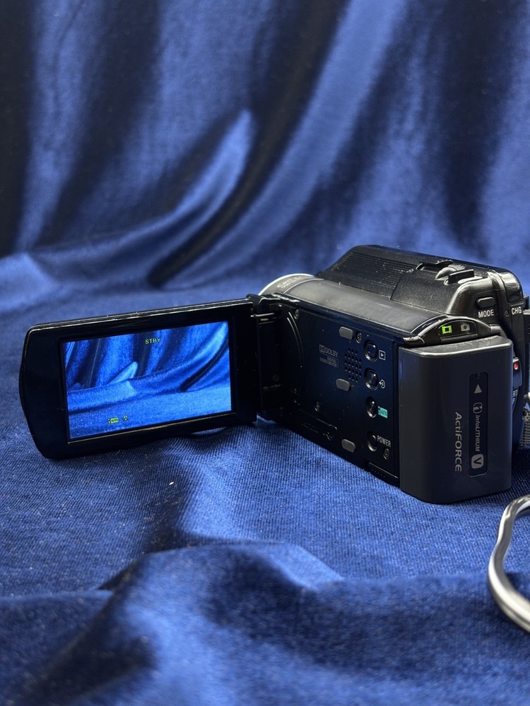 Sony Handycam HDR-XR155 Working